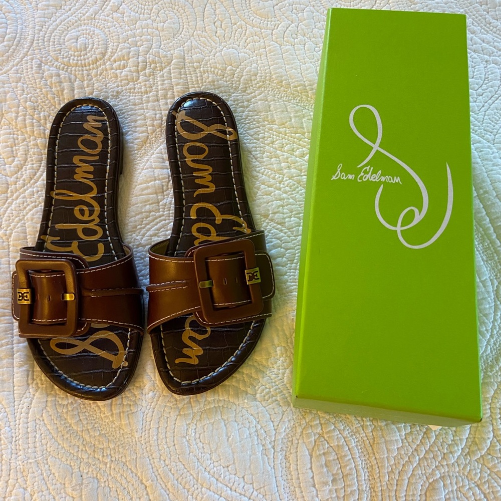 Gaige Slide Sandals - Picture 2 of 4